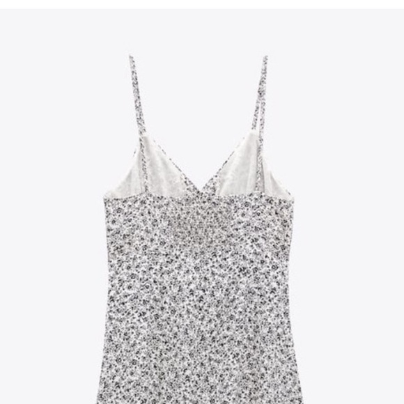 FLORAL PRINT SLIP DRESS | S | BLACK / WHITE - Picture 3 of 5